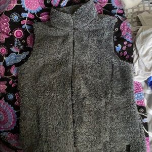 dark blue/grey vest